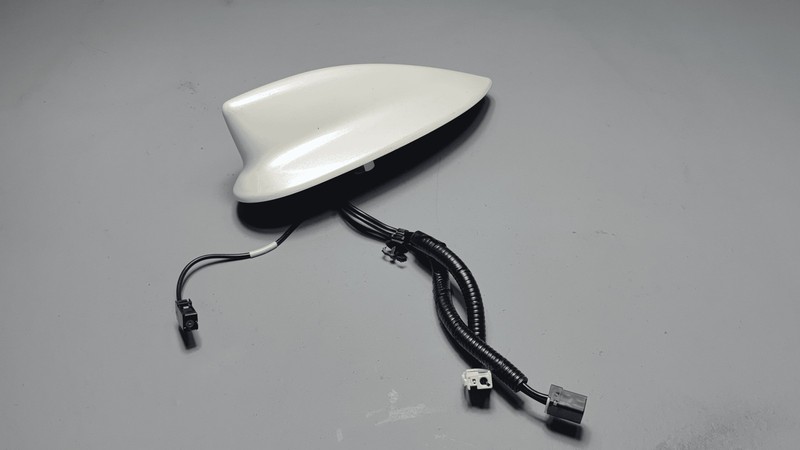 ACURA MDX 2017-2019 REAR ROOF EXTERIOR SHARK FIN ANTENNA MODULE NH603PV OEM