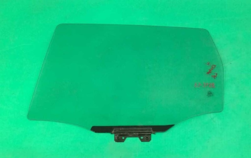 13-19 ESCAPE DRIVER LEFT REAR WINDOW DOOR GLASS OEM 3592-53