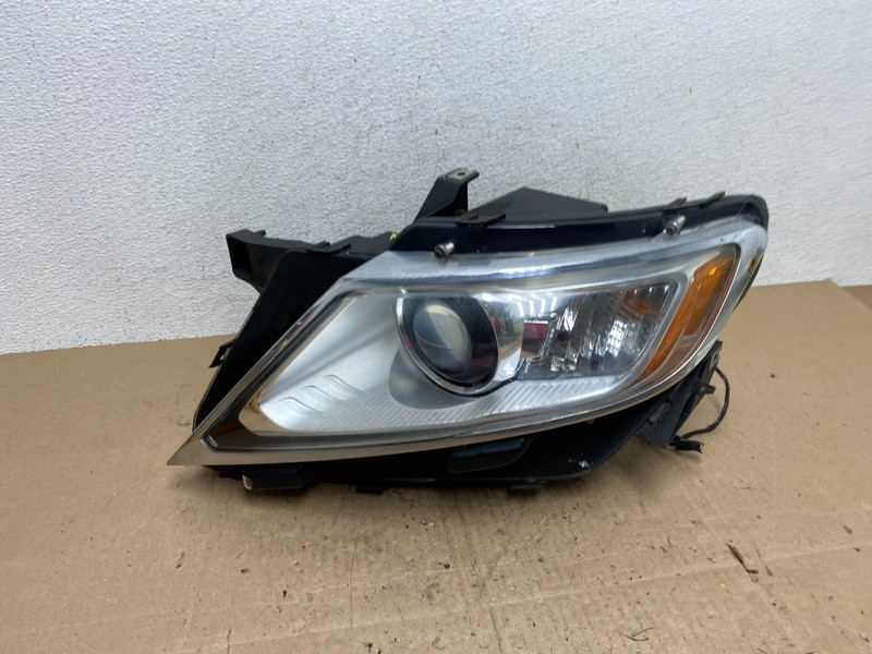 Xenon 2011 to 2015 Lincoln MKX Left Driver LH Headlight Side Oem AE6466 DW