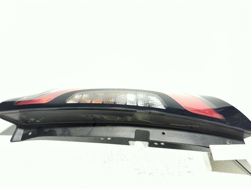 2019 KIA SOUL Right Green Tail Light Assembly OEM 66569 Used 42K Miles