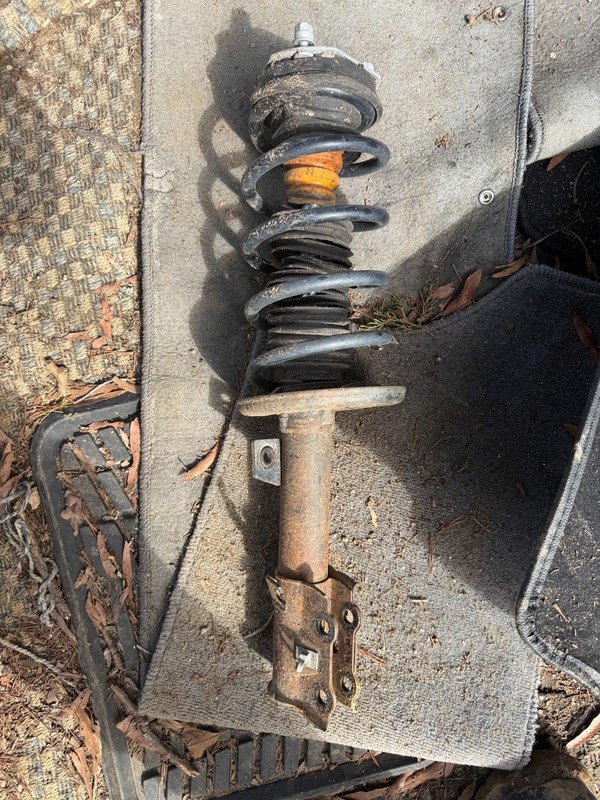 14-19 FORD FIESTA OEM 1.6 FRONT RH RIGHT STRUT SHOCK ASSEMBLY W/ SPRING
