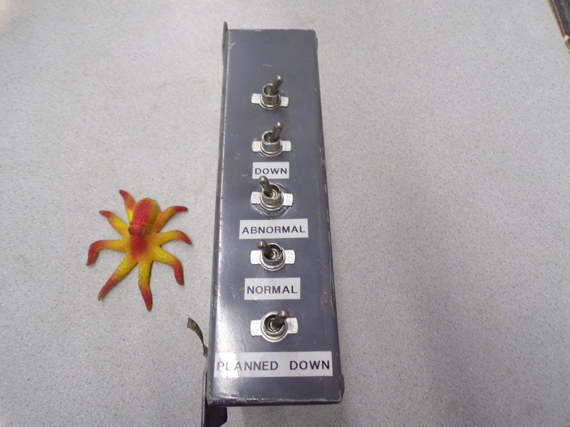 Hoffman Enclosure 43272-001 E-4PB Up Down Abnormal Normal Planned Down