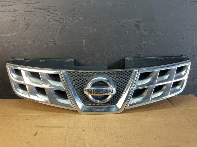 2011 to 2015 Nissan Rogue Front Upper Chrome Grill Grille Oem ac5141 DG