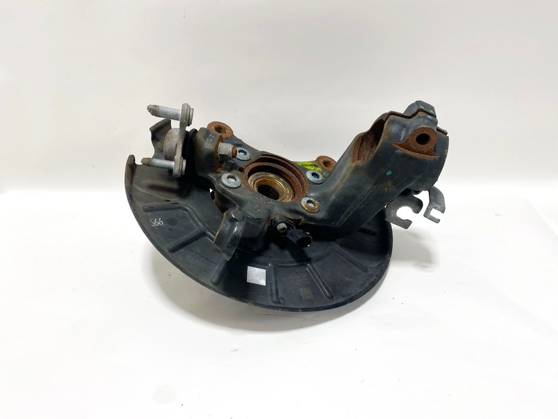15-18 AUDI Q3 FRONT RIGHT RH PASS SIDE WHEEL HUB STEERING SPINDLE KNUCKLE OEM
