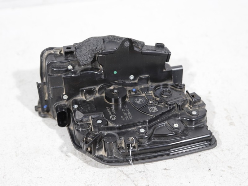 2016-2019 BMW 750I G12 REAR LEFT SIDE DOOR LOCK LATCH ACTUATOR OEM 2581897