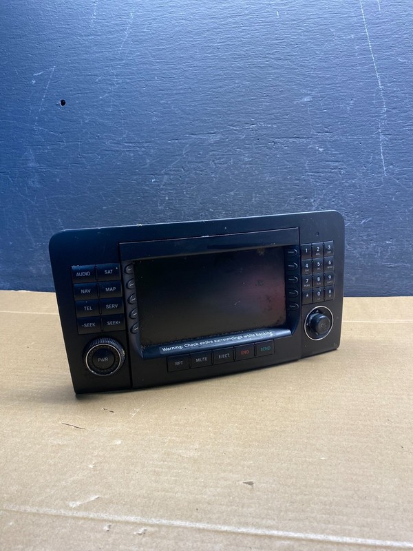 2006 2007 2008 Mercedes ML350 GL450 Radio Navigation Screen Display ad6600 DG