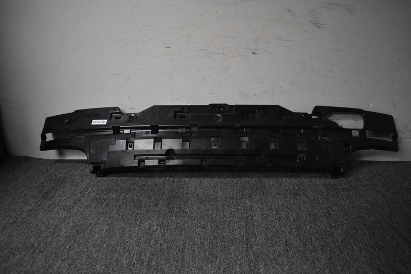 2020 BMW 5 SERIES BUMPER BRACKET FACTORY OEM