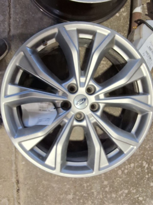 2020-2024 Ford Explorer Wheel Rim 20x8 Aluminum 10 Spoke Painted Silver