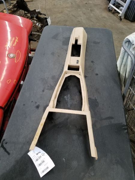 124 CONV1980 Console Front 285902