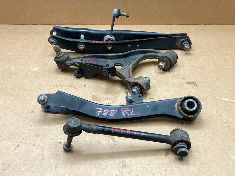 2015-2019 SUBARU OUTBACK REAR LEFT DRIVER SIDE CONTROL ARM SET OEM LOT788