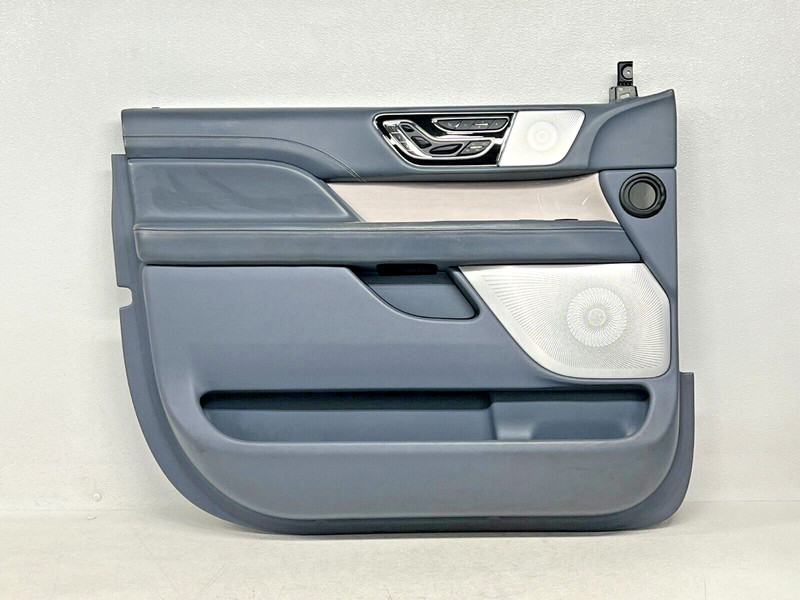 ⭐2018-2021 LINCOLN NAVIGATOR FRONT LEFT INTERIOR DOOR PANEL GRAY OEM LOT2557