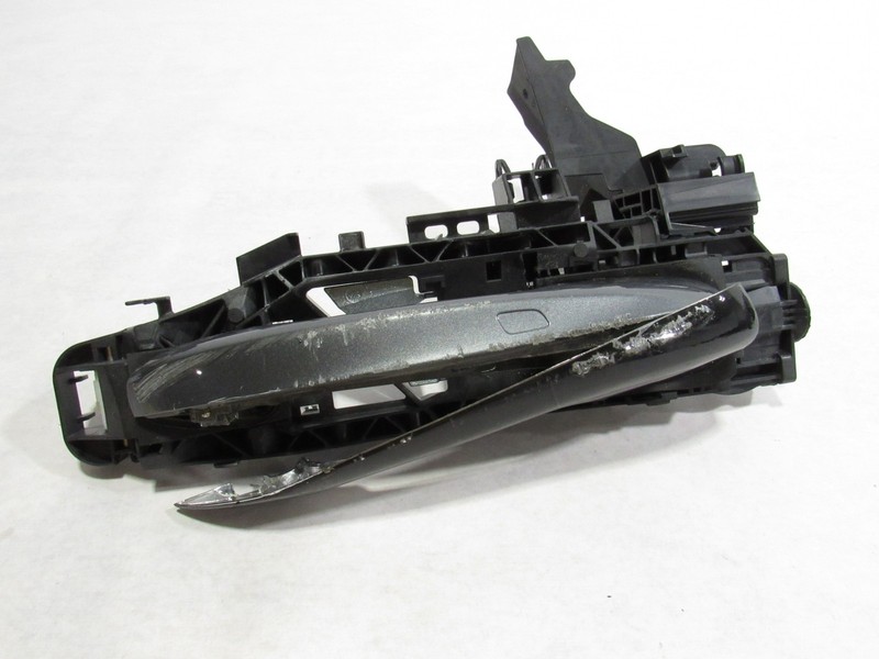 18-21 Mercedes C63 S W205 2020 Front Right Passenger Door Exterior Handle ;:O