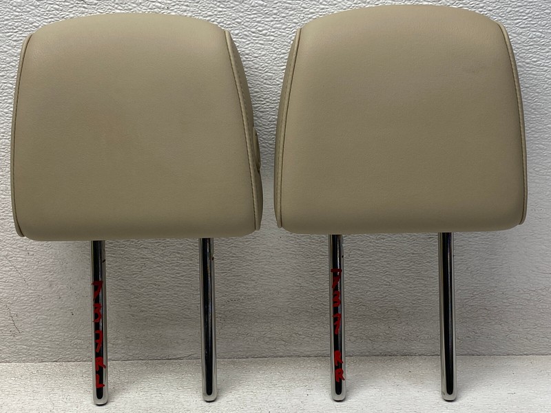 2016-2020 BUICK ENVISION FRONT LEFT & RIGHT HEADREST SET OEM LOT737