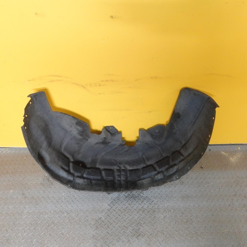 2019-2021 VOLVO XC40 REAR RIGHT SIDE INNER FENDER LINER SHIELD OEM 32417192