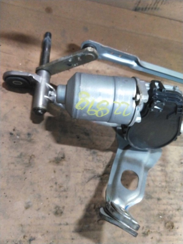 2016 BMW X1 Wiper Linkage OEM Silver 61615A36E69 110K Mileage 6 Month Warranty