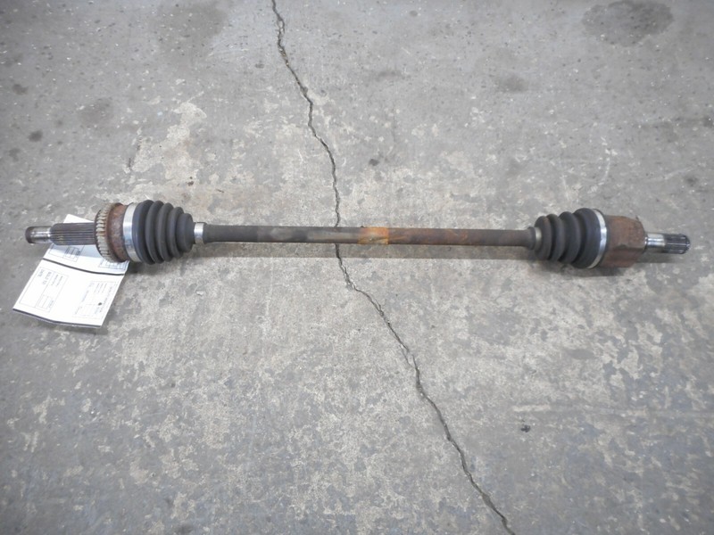 Kia Sportage Rear Axle Shaft Passenger Right OEM 2011 2012 2013