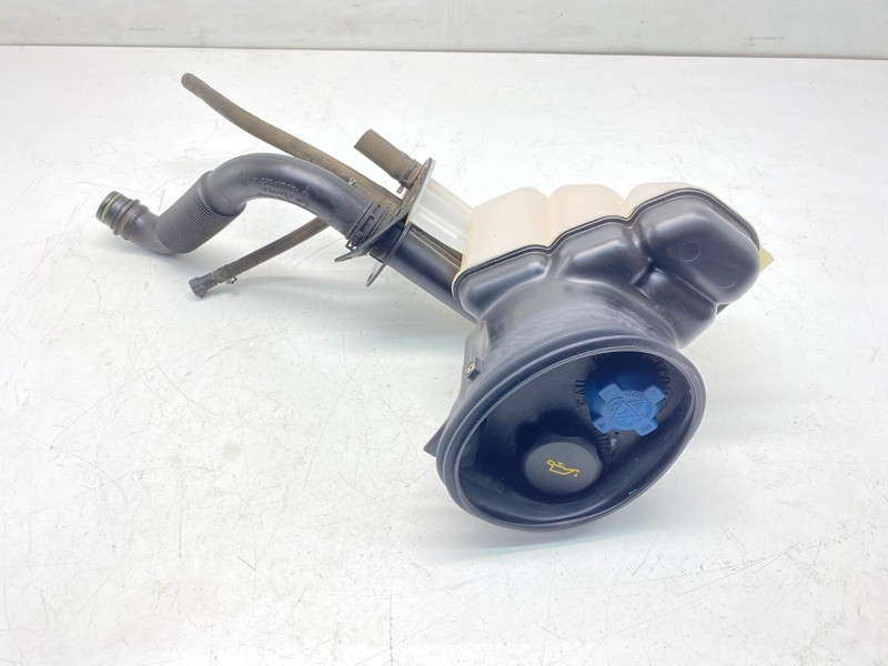 97-05 Porsche Boxster Engine Coolant Expansion Tank Reservoir 99610604710 OEM ✅