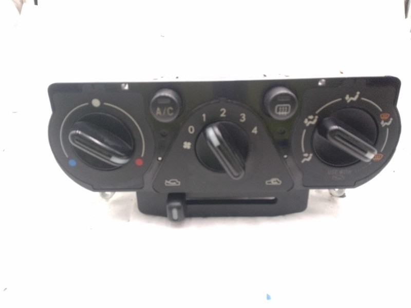 2006 Subaru Impreza A/C Selector Switch OEM Silver 72311FE021 148k Miles
