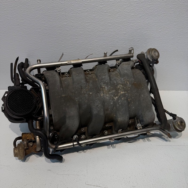 2000 Mercedes S430 Engine Motor Air Intake Manifold Fuel Rail Throttle OEM