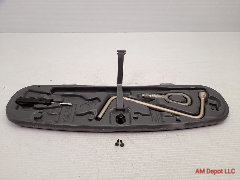 2000 BMW 330xi 330i 325i 325xi E46 Oddments Tray Tool Box As Pictured 1094910