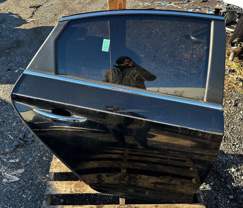 2015-2019 HYUNDAI SONATA RIGHT SIDE REAR DOOR