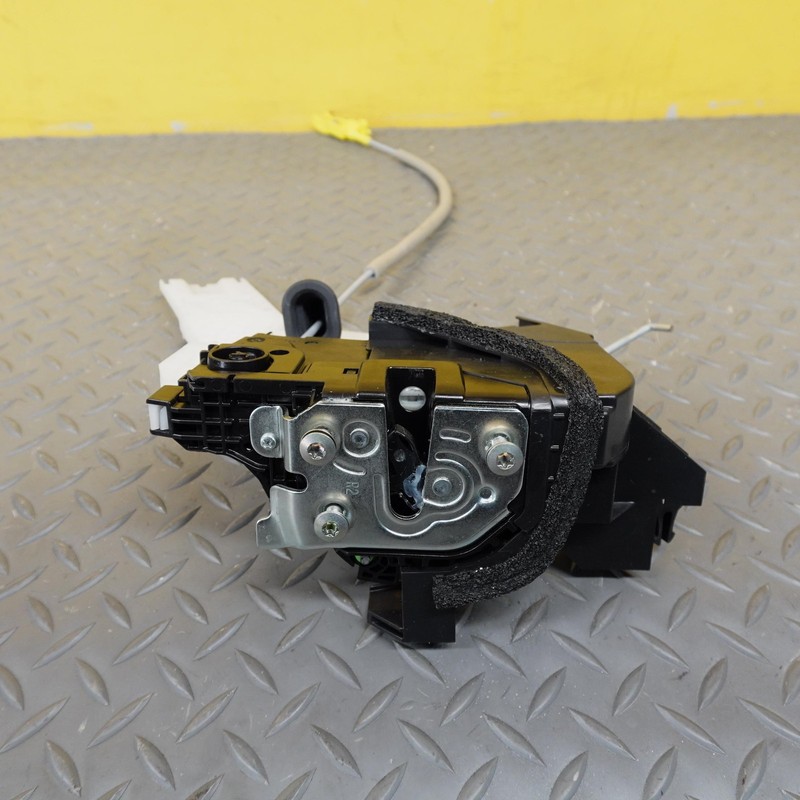 2024-2025 HYUNDAI SANTA FE REAR RIGHT DOOR LATCH LOCK ACTUATOR OEM 81420P6000