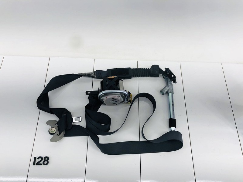 11-16 KIA OPTIMA FRONT RIGHT PASSENGER SIDE SEAT BELT TENSIONER OEM