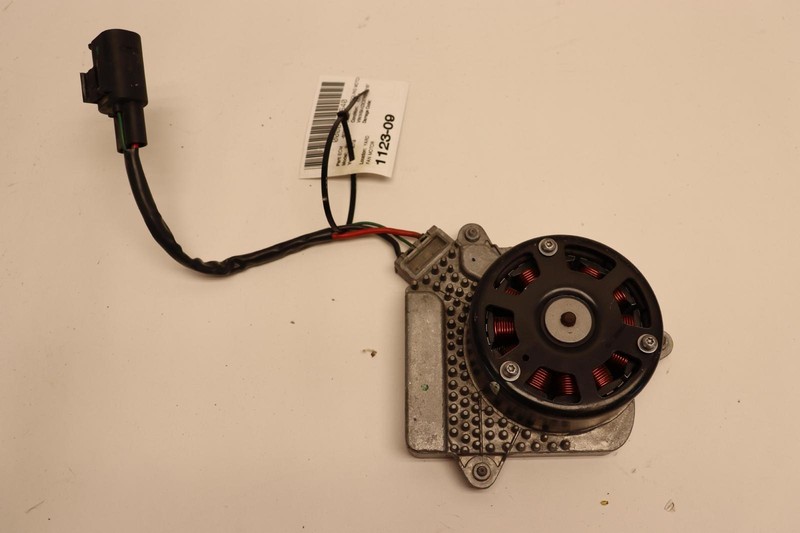 2017-2020 BMW 430I F33 F32 F36 F34 ENGINE COOLING FAN MOTOR 600W OEM