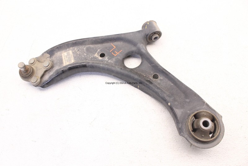 2016 - 2021 HYUNDAI TUCSON SPORT FRONT DRIVER LEFT LOWER CONTROL ARM OEM *25K*