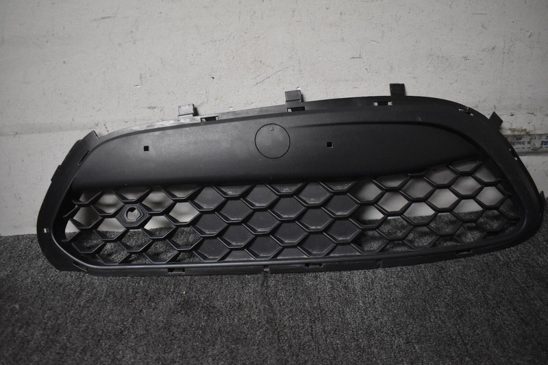 GM RIGHT SIDE FENDER FLARE FACTORY OEM