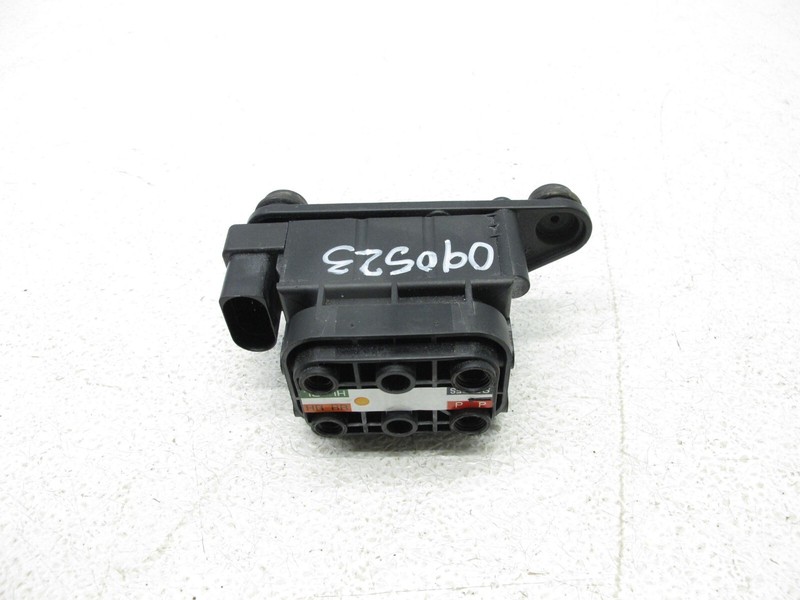 10-15 JAGUAR X351 XJ XJL XJR AIR RIDE SUSPENSION PUMP CONTROL VALVE OEM 090523B