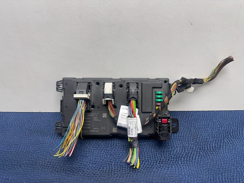 12–20 OEM BMW F30 F32 328i 435i 440i Rear Body Fuse Control Module BCU BCM REM