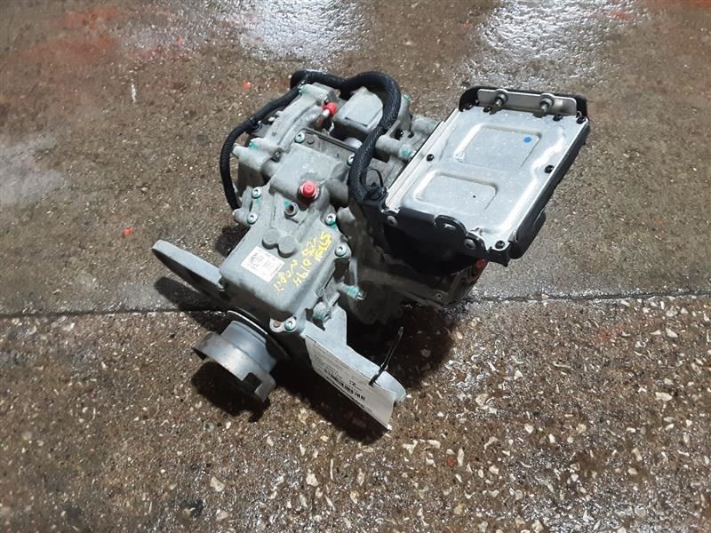 Carrier Rear 3.0L Turbo Torque Vectoring System Fits 17-20 MKZ 2965392