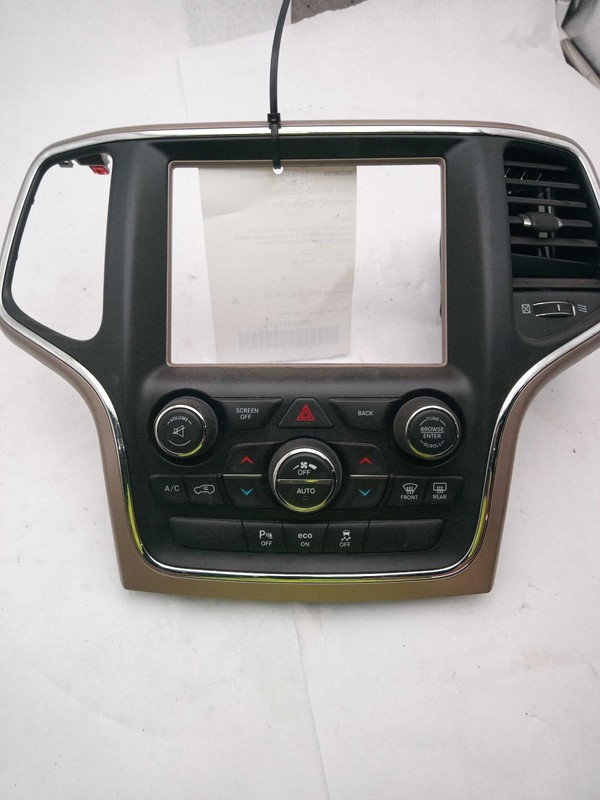 Used A/C Selector Switch fits: 2015 Jeep Grand cherokee temperature control dual