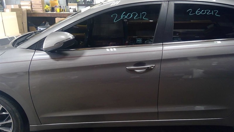 Driver Front Door Electric Sedan Korea Built Fits 17-20 ELANTRA 1796534