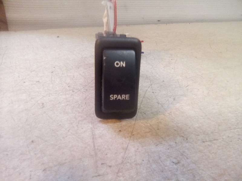 International LT 4057715C2 Spare Switch W/Connector