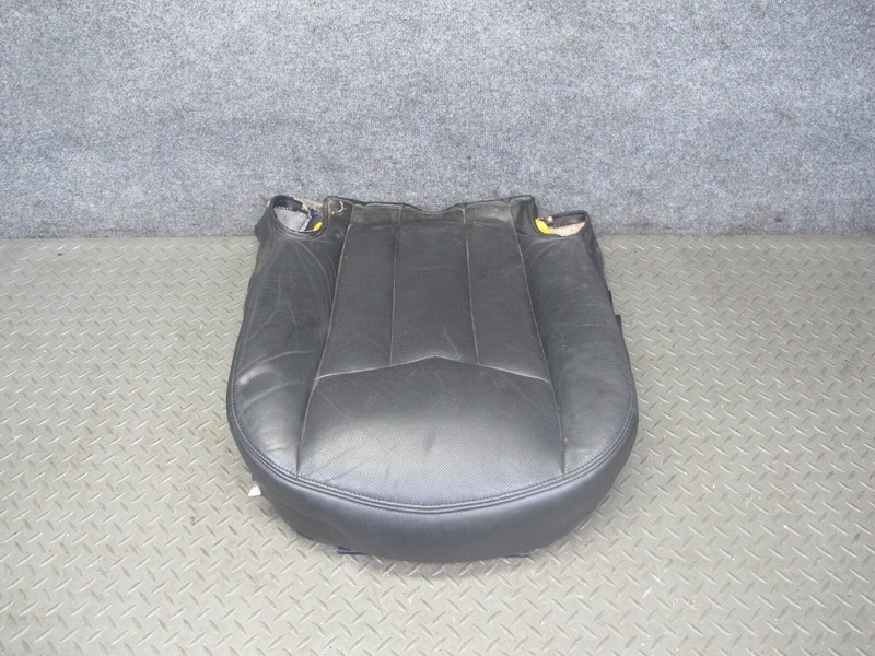2004-2009 CADILLAC XLR FRONT RIGHT SIDE SEAT LOWER LEATHER CUSHION BLACK