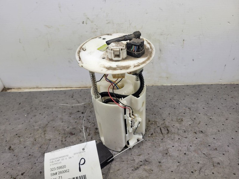 Fuel Pump Assembly 6 Cylinder Fits 17-20 SIENNA 1755757