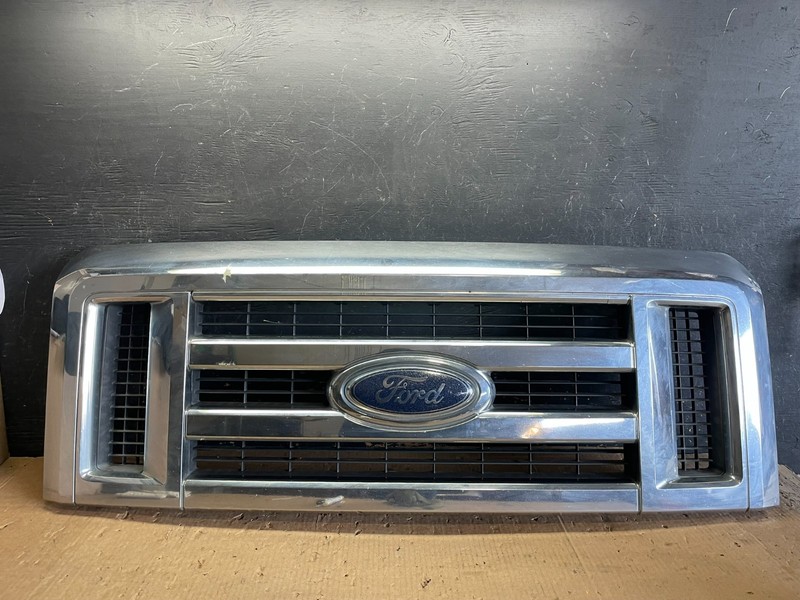 2008 to 2014 Ford Econoline E150 E250 Front Upper Chrome Grill Grille y9732 DG