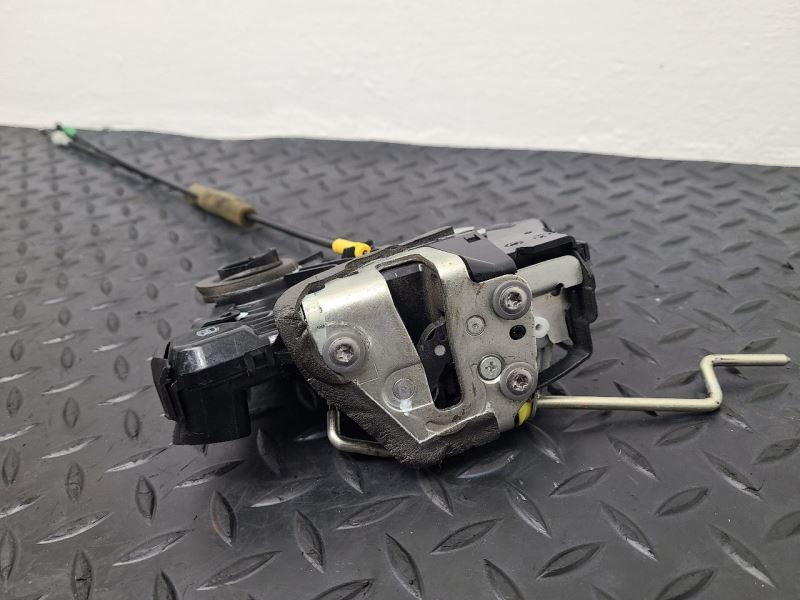 11-15 Toyota Sienna Front Left Driver Door Lock Latch Actuator OEM 69040-0C050
