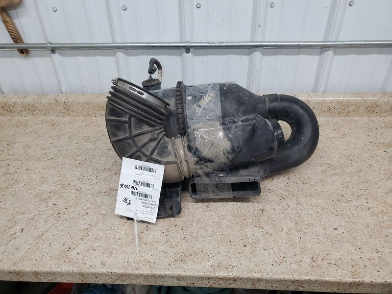 Air Cleaner 5.4L Fits 11-16 FORD E350 VAN 305185