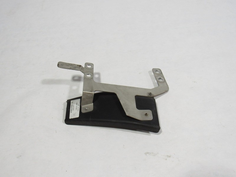 18-21 Aston Martin Vantage 2020 Rear Left Air Duct Bracket Mount Support ;:Y