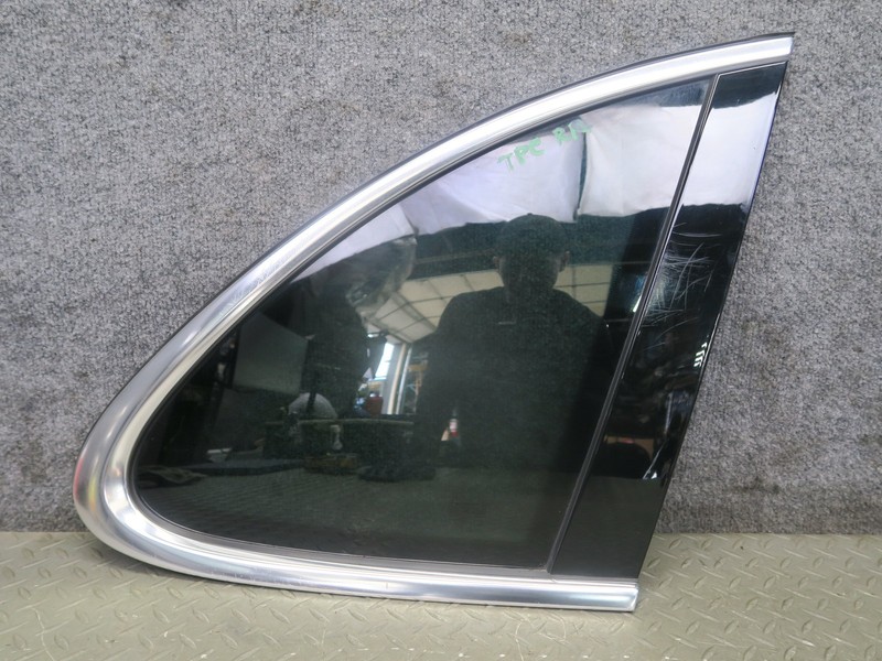 2011-2018 PORSCHE CAYENNE 958 REAR RIGHT PASS SIDE QUARTER GLASS WINDOW