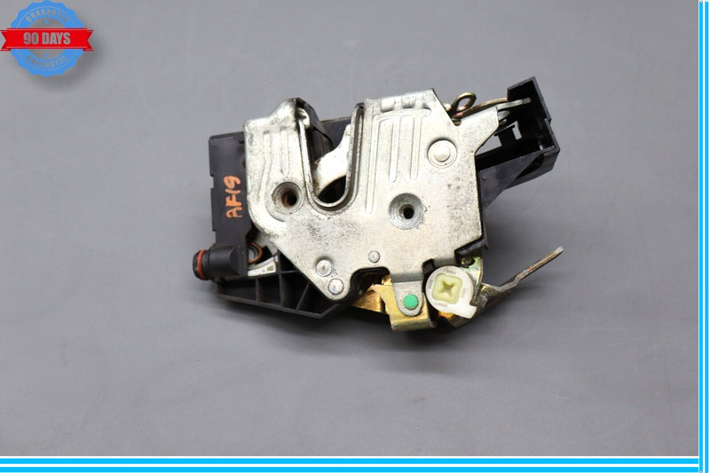 94-02 Mercedes R129 SL320 SL500 Right Passenger Side Door Lock Latch Actuator