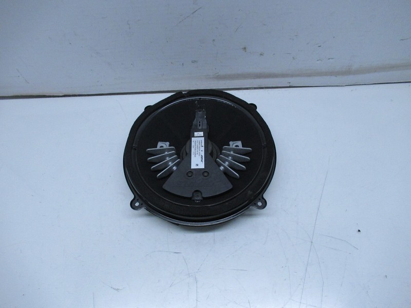 04-08 MASERATI QUATTROPORTE SUBWOOFER BASS SPEAKER BOSE OEM