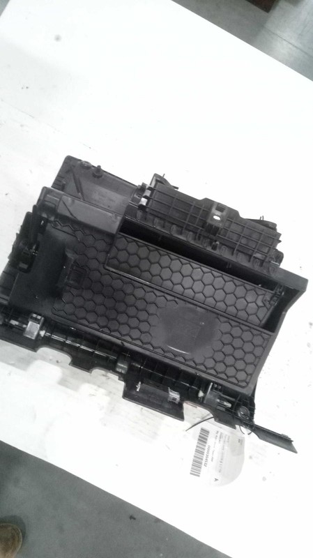 2022 Volkswagen Atlas Glove Box Door 4076568 Used 56K Miles NJ25-21802-543190