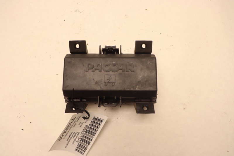 2018-2023 PETERBILT 579 PACCAR PDC SLEEPER CAB FUSE BOX P27-1224-0120 OEM