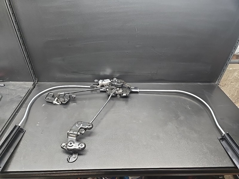 ๐07-13 BMW E93 328I 335i M3 Convertible Top Roof Lift Motor Drive Unit Latch๐