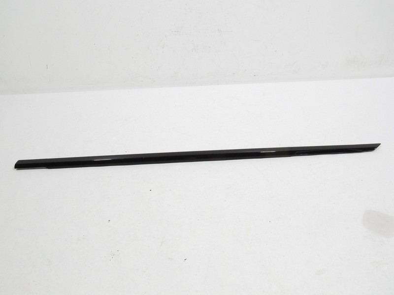 17-22 Land Range Rover Sport 2018 L494 Front Left Door Window Belt Molding Trim>
