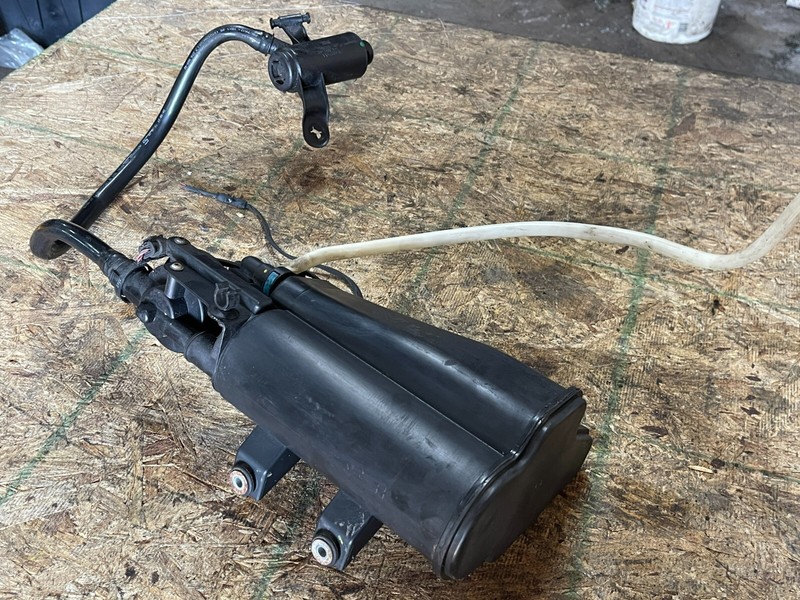 BMW F22 F30 F32 F36 N55 Activated Charcoal Filter Fuel Vapor Canister Assy OEM ✅